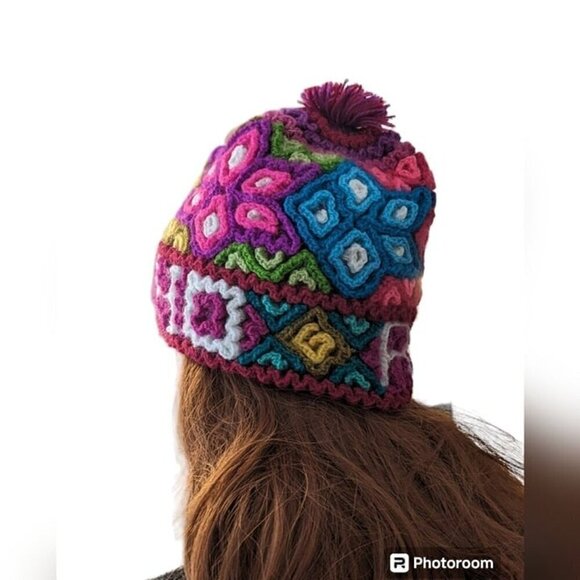 Handmade Peruvian hat/Chullo "Ayacucho" unique design - Picture 4 of 4